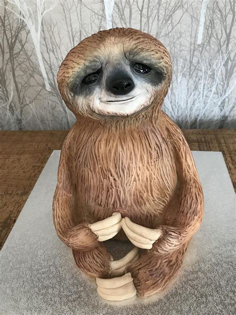 Sloth 3d cake - Decorated Cake by silversparkle - CakesDecor