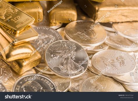 1,444 Gold and silver bullion Stock Photos, Images & Photography ...