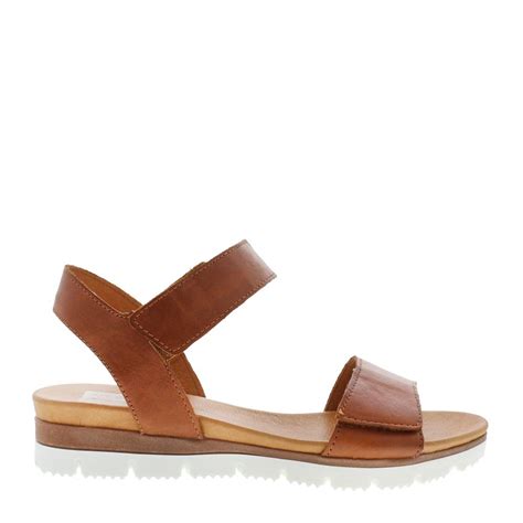 Carl Scarpa Sandals Sale | atelier-yuwa.ciao.jp