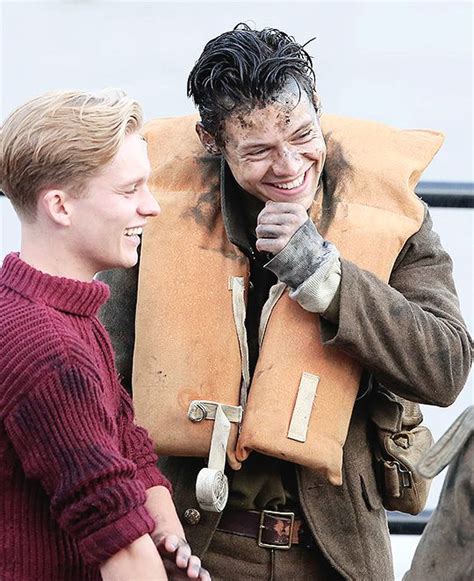 Harry Styles on the set of the movie Dunkirk. | Harry styles dunkirk, Harry styles, Dunkirk movie