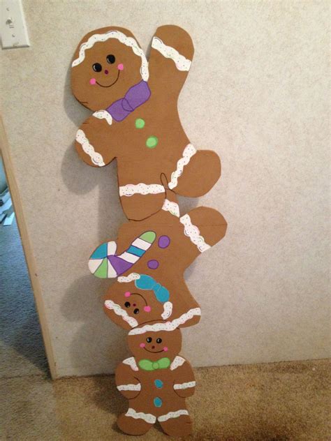 Gingerbread yard art | Gingerbread christmas decor, Christmas yard ...