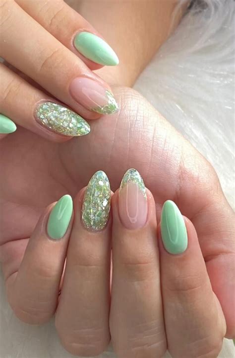 45+ Gorgeous Mint Green Nails To Try This Year For A Fresh Manicure