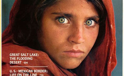 Italia acoge a la "niña afgana" de ojos verdes del National Geographic - CABLENOTICIAS