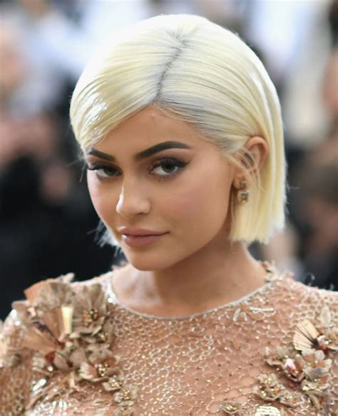 Kylie Jenner Revealed Her Natural Hair And She Sure Looks Different ...