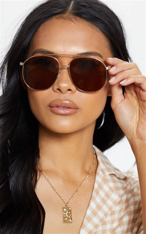 Brown Lens Gold Frame Aviator Sunglasses | PrettyLittleThing IE