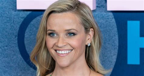 Reese Witherspoon - Net Worth October 2023, Salary, Age, Siblings, Bio ...