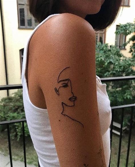 Minimalist Line Art Tattoo : Minimalist Fine Line Bowie Tattoo. | Bodewasude