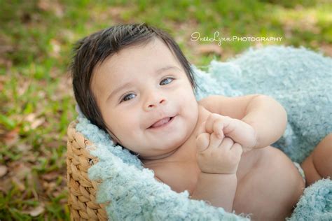 Baby boy photography. 3 months old baby photo ideas. Outdoor photography. Baby photo ideas ...