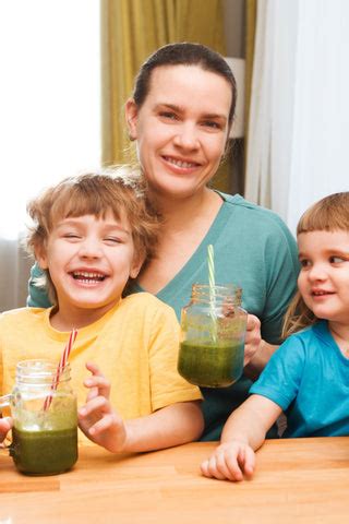 How to sneak leafy greens into your toddler's diet - the delicious smo – Bumpin Blends