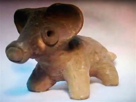 The Ancient Dinosaur Figurines of Acámbaro – Mexico Unexplained