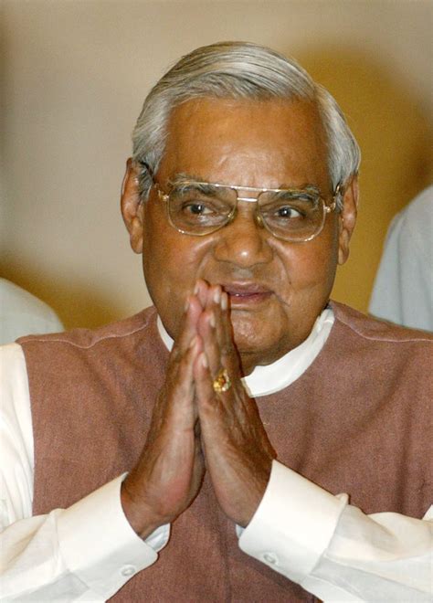 India's Vajpayee, who set off nuke race and peace, has died | AP News