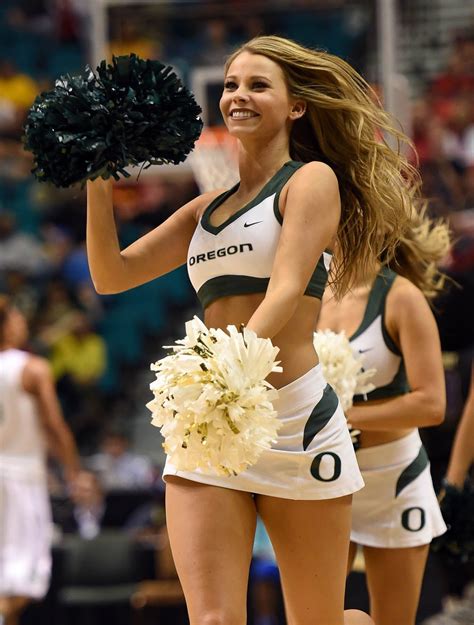 Oregon Ducks Cheerleader Oregon Cheerleaders, Redskins Cheerleaders ...