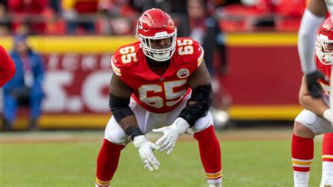 Sara underwood onlyfans nude latina swimwear model physique