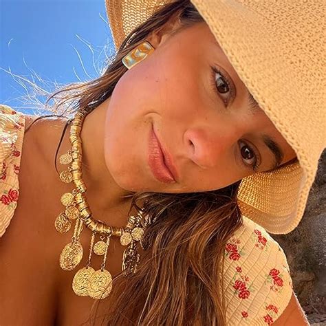 Isabella Lauren's Amazon Page