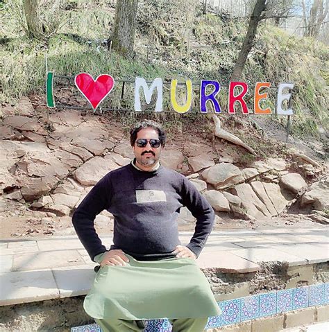 What do you think on age gap... - Chloe Vevrier - Unofficial | Facebook