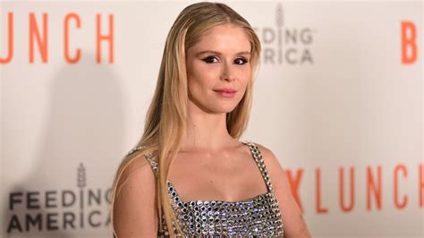 boys erin moriarty quit instagram  plastic surgery