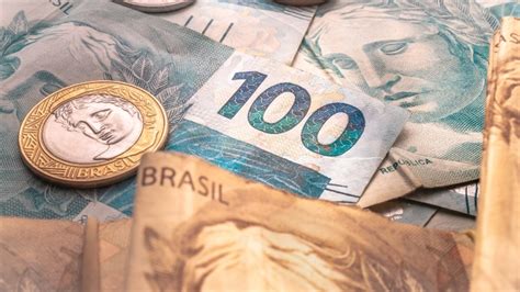 Economia Cafeeira Segundo Reinado - Economia cresce, mas perde ritmo no segundo trimestre