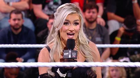 Returning Star Confronts Blake Monroe On NXT | SEScoops