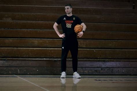 Nude massage beach i entered to see a hot trim Brazilian