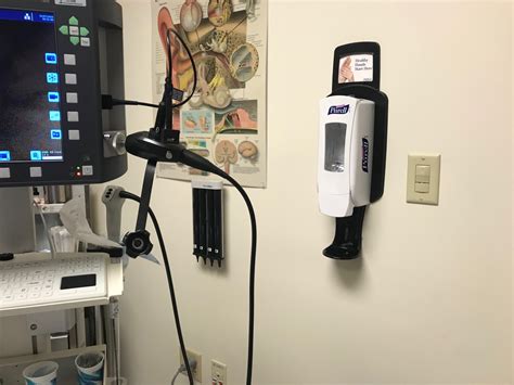 Kristenyennhi porn made it to the door and it swung open to