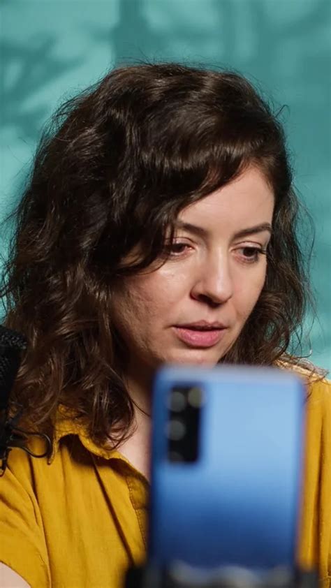 Vertical Show Streamers Stock Videos – Royalty-Free HD & 4K Videos