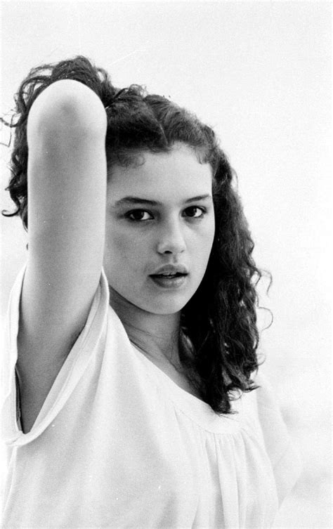 Monica Bellucci Young Nude 's Youthful Radiance A Timeless Beauty