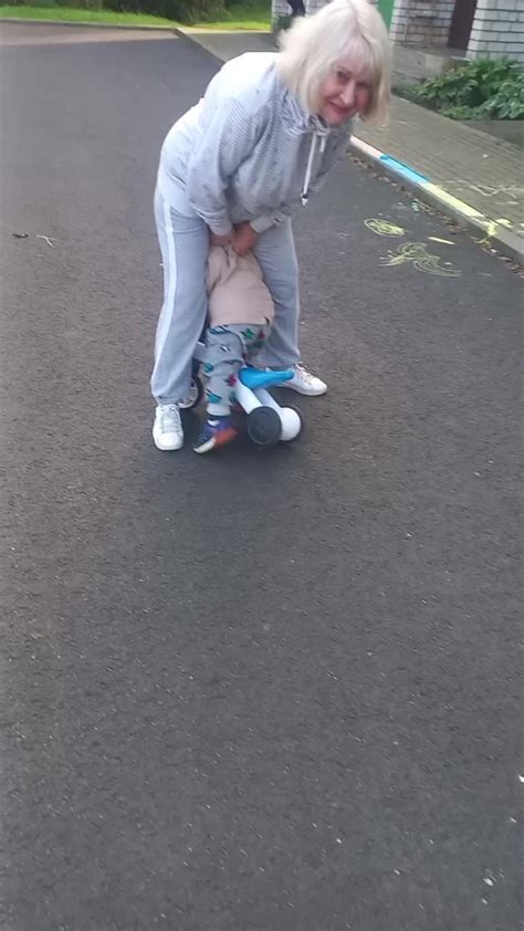 valja_vika (@valja_vika)’s videos with Guten Morgen - Wagif | TikTok