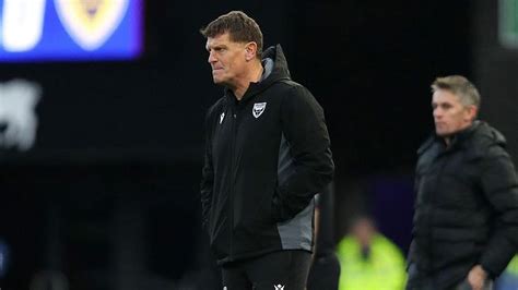 Matt Bloomfield: Former Luton Town boss in talks with Oxford United