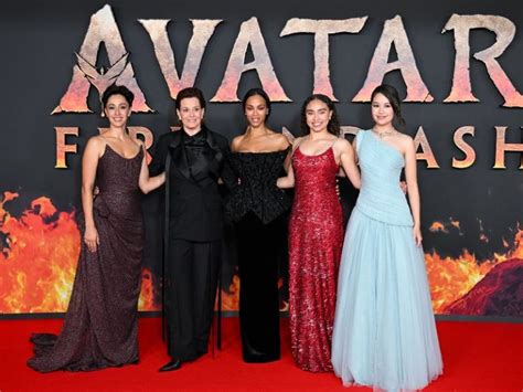 Zoe Saldaña se convierte en la actriz más taquillera de la historia