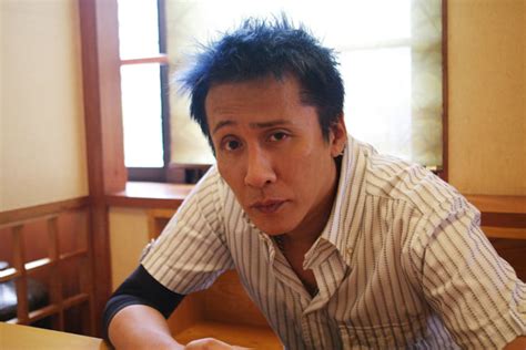 横山やすしの長男・木村一八、結婚2年半で関係破綻 「オレの味方をしろ！」酔って妻の祖母の祝いの席をブチ壊し…妻から離婚を切り出された | デイリー新潮