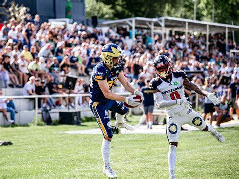 Vintage big breasts i will be seeing her again and again.