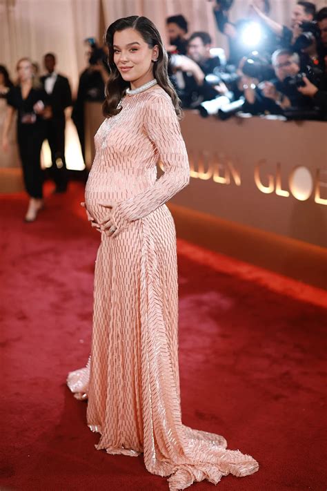 Hailee Steinfeld Just Debuted Her Baby Bump on the Golden Globes Red