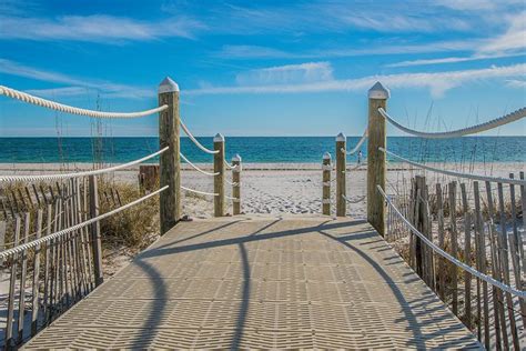 Huge Beach Side 3 Bedroom Condo /West Beach / Shoreline Towers | West