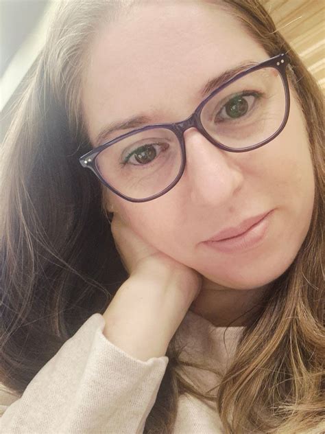 Iulia - Prima zi de lucru din 2026. Am început cu o cafea, o listă