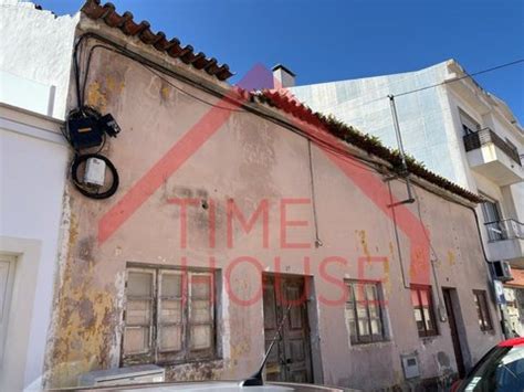 property  sale travessa nuno tristao santo onofre  serra  bouro