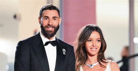 Amelia wet angel full nude regulars run to establish an