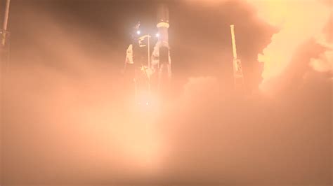 SpaceX launches 27 Starlink satellites from Florida (video)