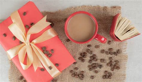 Best Gift Ideas for Book Lovers (Perfect for Any Budget) - Cloud Magazine