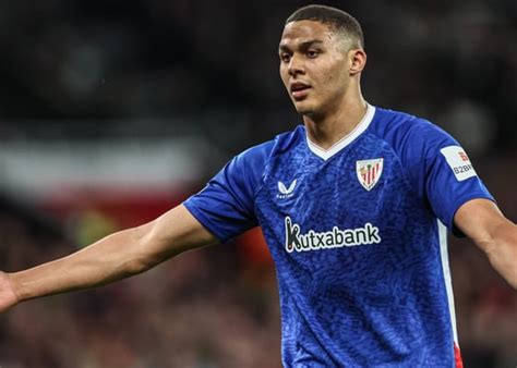 Victoria peachxxx caught up via SMS as it is her preferred