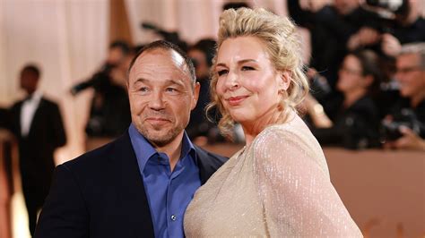Stephen Graham praises wife who 'saved his life' in tear-jerking Golden