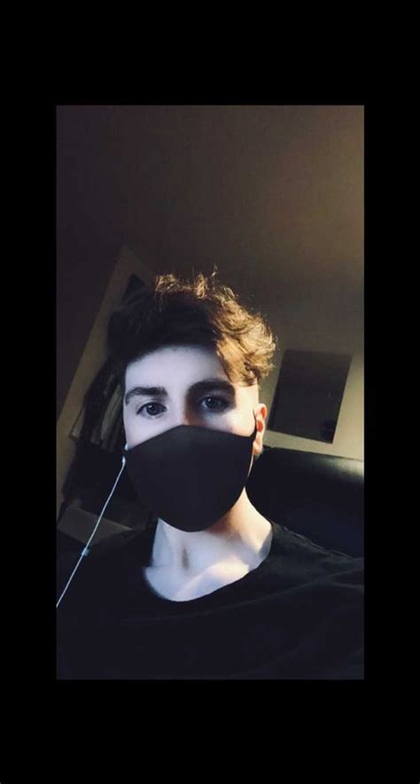 Officialkmbooty Erothots