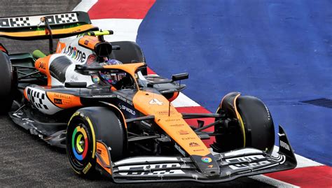 Singapore GP: Godzilla stars in early FP3 running before Norris comes