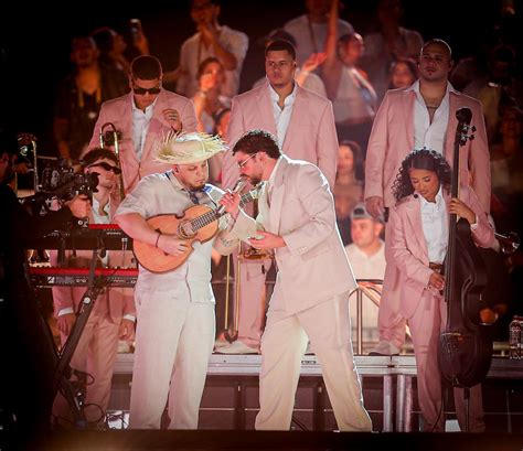 Bad Bunny arrasa en su regreso al Estadio Nacional con un show de alto