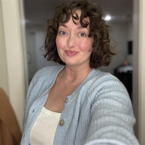 Alright, I slowed it down for y’all 😂 #midsizestyle #shopyourcloset #