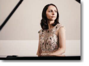 Anna Khomichko - Pro Classics