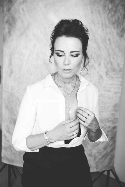 Maxim Roy lance une collection de bijoux pour la cause - Hollywoodpq.com