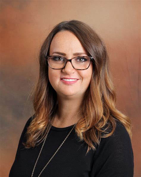 Mandy Lundby | Alluma