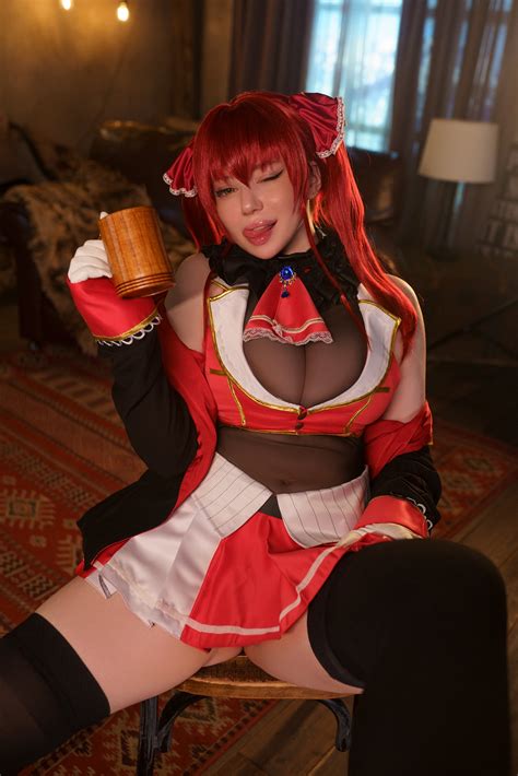 Houshou Marine by Alina Becker : r/cosplaygirls