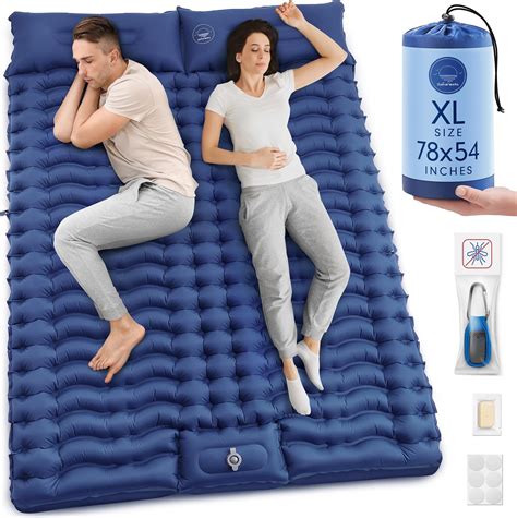 Amazon.com : Safariesta Double Sleeping Pad Extra Big 78”x54” - Camping