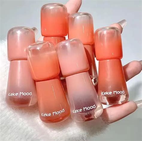 multicolor cool undertone lip gloss     hub markaz